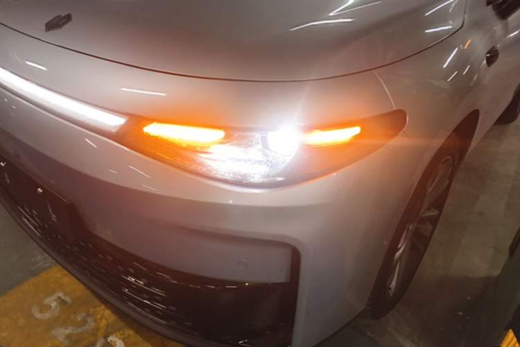 Used Leapmotor C16 2024 Pure Electric 520 Deluxe Edition Left Front Headlight