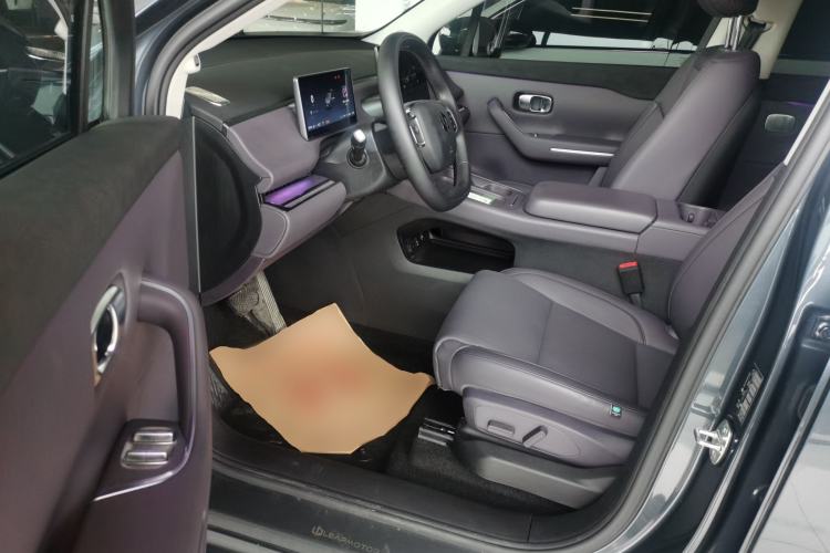 Used Leapmotor C16 2024 Range-Extended 200 Luxury Edition Left Front Seat