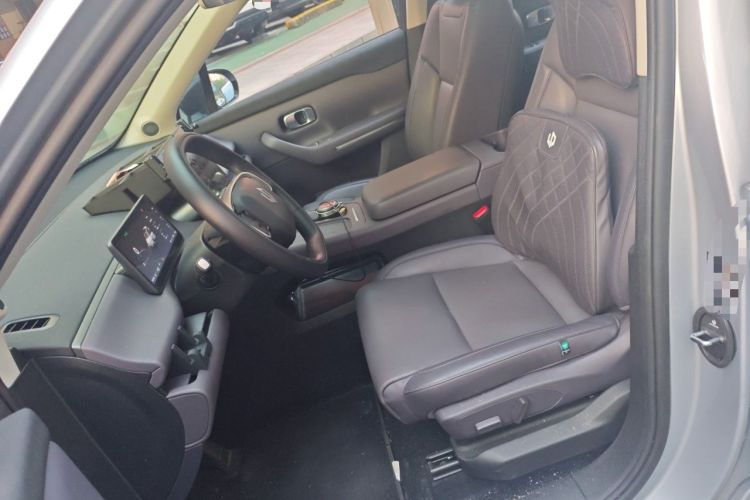Used Leapmotor C16 2024 Range-Extended 200 Luxury Edition Left Front Seat