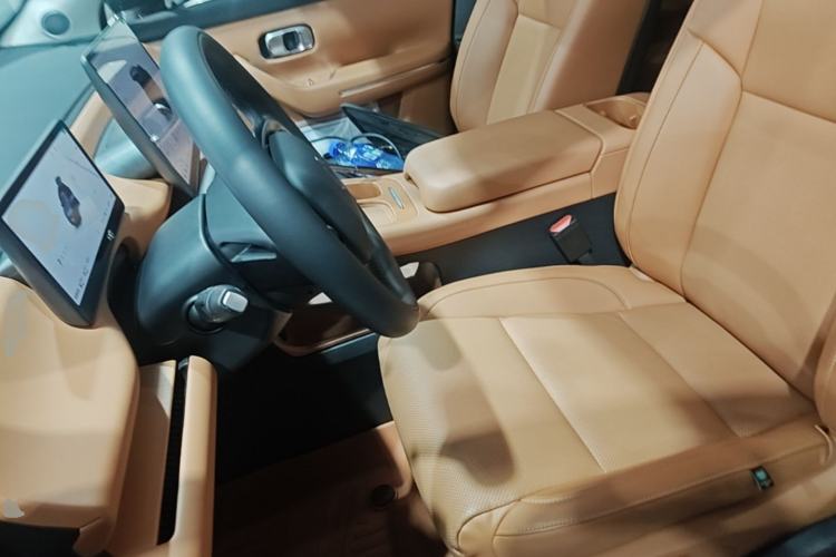 Used Leapmotor C16 2024 Range-Extended 200 Luxury Edition Left Front Seat