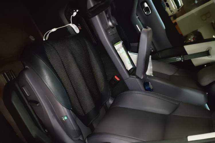 Used Leapmotor C16 2024 Range-Extended 200 Luxury Edition Left Front Seat
