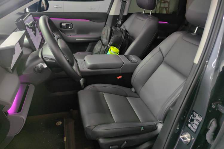 Used Leapmotor C16 2024 Range-Extended 200 Luxury Edition Left Front Seat