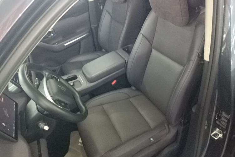 Used Leapmotor C16 2024 Range-Extended 200 Luxury Edition Left Front Seat