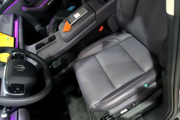Used Leapmotor C16 2024 All-Electric 580 Luxury Edition Left Front Seat