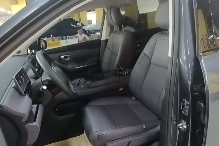 Used Leapmotor C16 2024 Range-Extended 200 Luxury Edition Left Front Seat