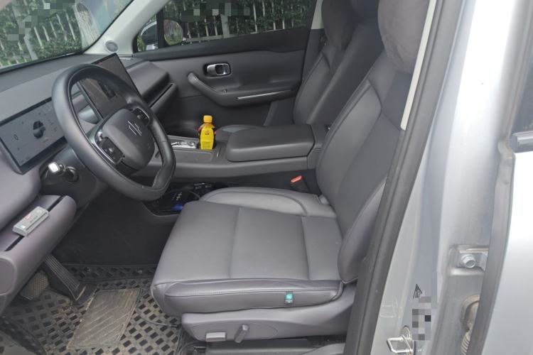 Used Leapmotor C16 2024 Pure Electric 520 Deluxe Edition Left Front Seat