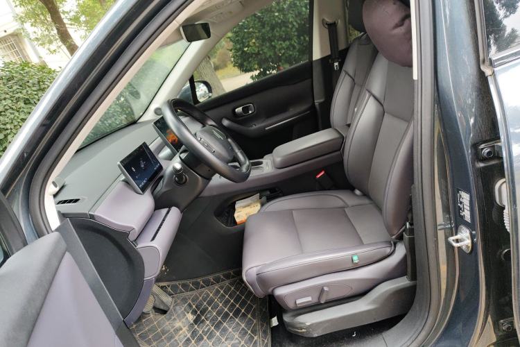 Used Leapmotor C16 2024 Range-Extended 200 Luxury Edition Left Front Seat