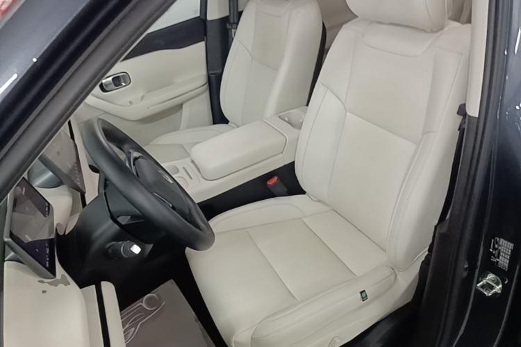 Used Leapmotor C16 2024 Range-Extended 200 Luxury Edition Left Front Seat