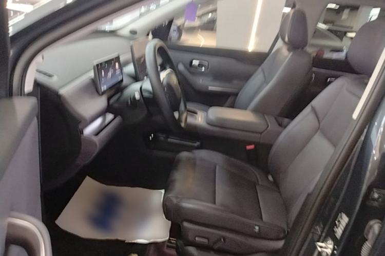 Used Leapmotor C16 2024 All-Electric 520 LiDAR Edition Left Front Seat