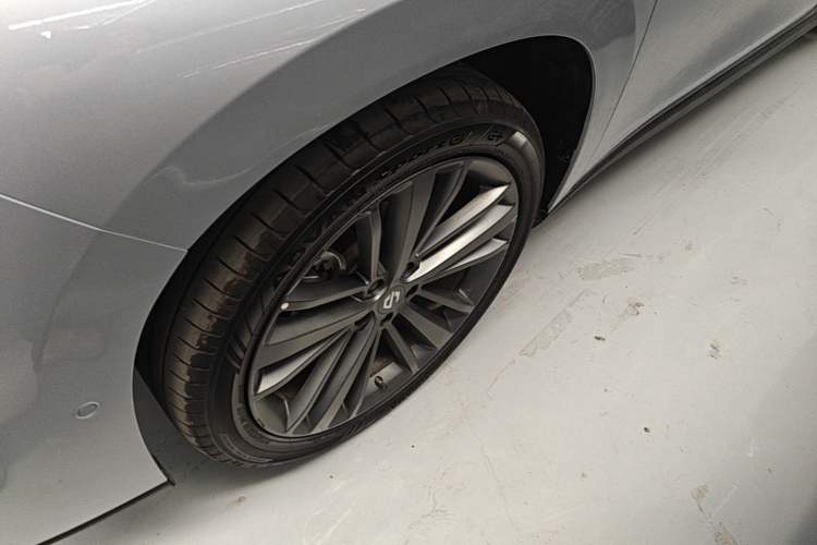 Used Leapmotor C16 2024 Range-Extended 200 Luxury Edition Left Front Wheel Hub