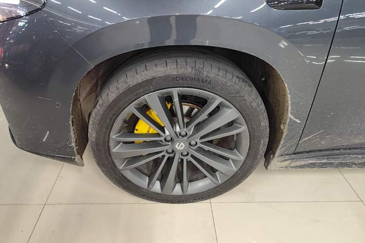 Used Leapmotor C16 2024 Range-Extended 200 Luxury Edition Left Front Wheel Hub