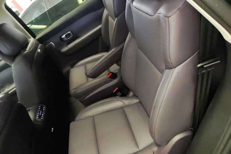 Used Leapmotor C16 2024 Range-Extended 200 Luxury Edition Left Rear Seat