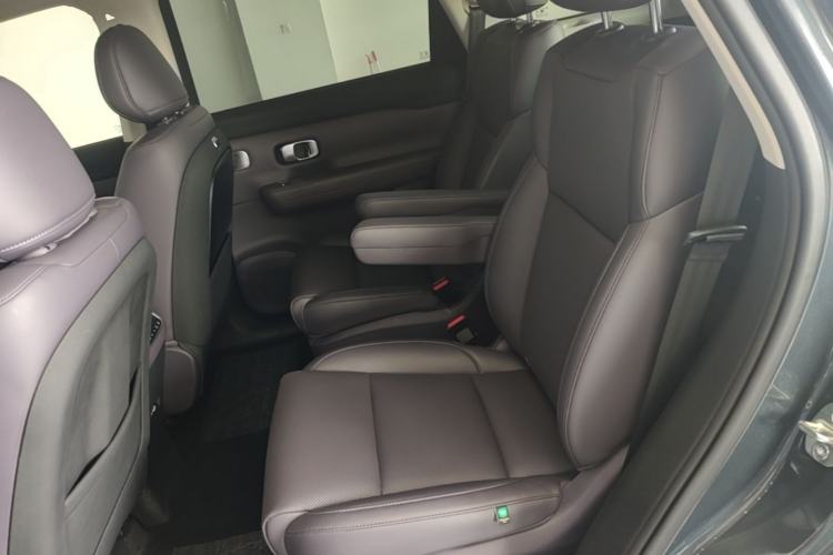 Used Leapmotor C16 2024 Range-Extended 200 Luxury Edition Left Rear Seat