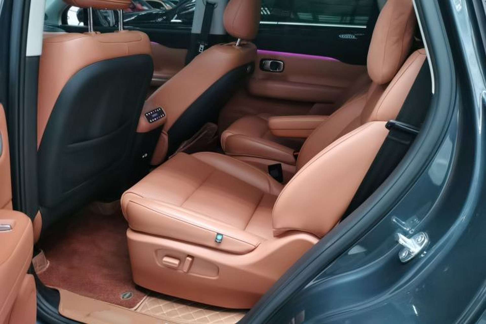 Used Leapmotor C16 2024 Range-Extended 200 Luxury Edition Left Rear Seat