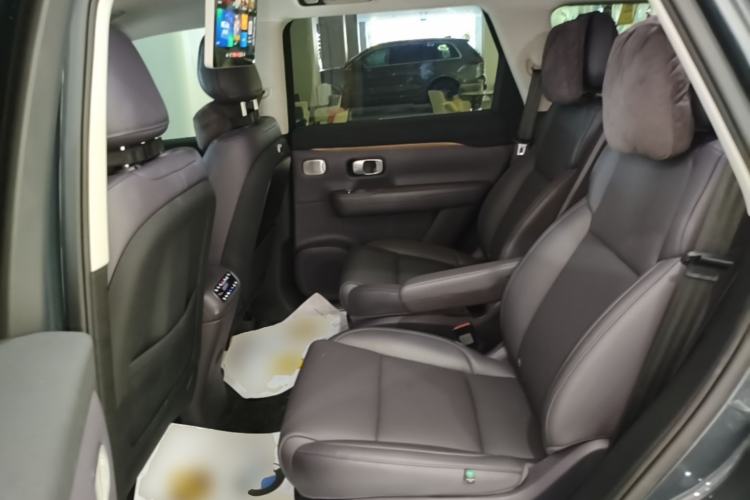 Used Leapmotor C16 2024 Range-Extended 200 Luxury Edition Left Rear Seat
