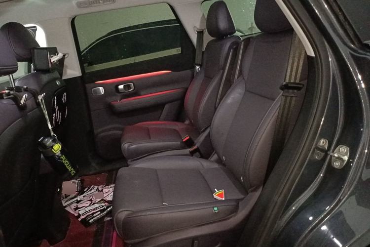 Used Leapmotor C16 2024 Range-Extended 200 Luxury Edition Left Rear Seat