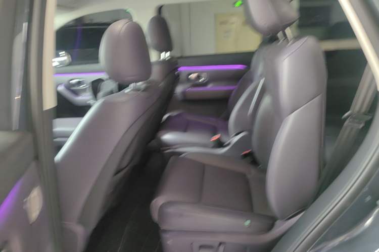 Used Leapmotor C16 2024 Pure Electric 520 Deluxe Edition Left Rear Seat