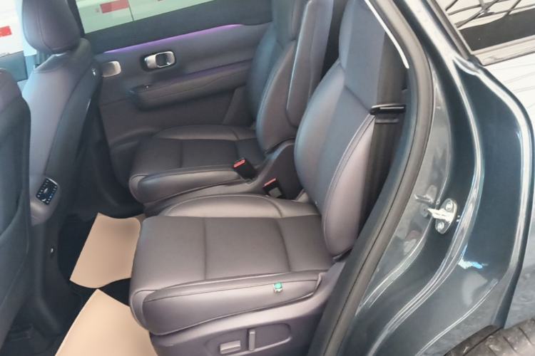 Used Leapmotor C16 2024 Range-Extended 200 Luxury Edition Left Rear Seat