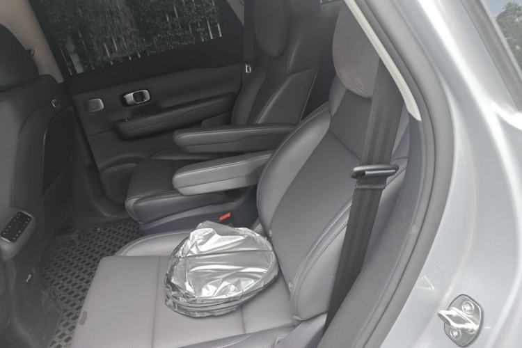 Used Leapmotor C16 2024 Pure Electric 520 Deluxe Edition Left Rear Seat