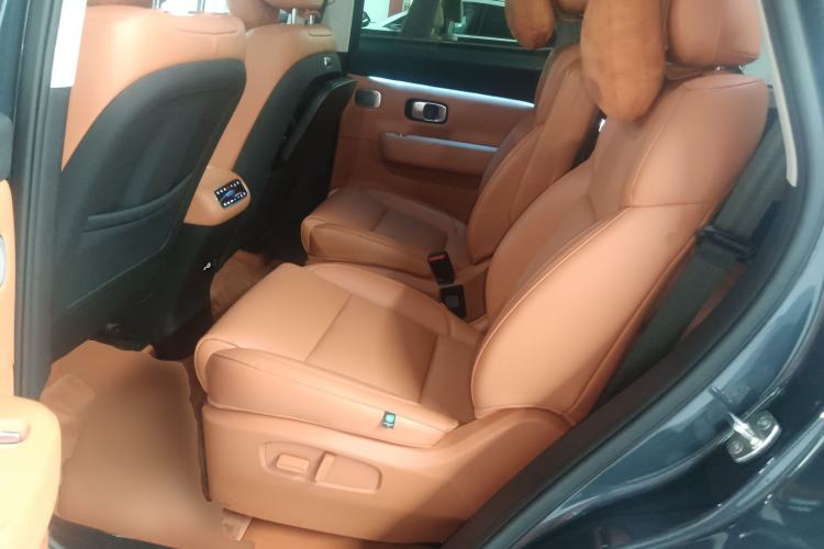 Used Leapmotor C16 2024 Range-Extended 200 Luxury Edition Left Rear Seat