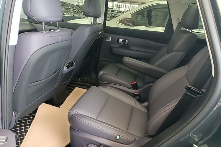 Used Leapmotor C16 2024 Range-Extended 200 Luxury Edition Left Rear Seat