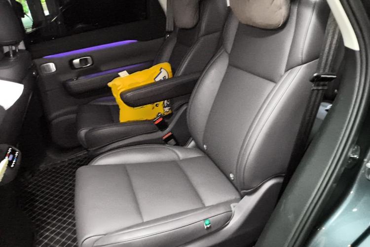 Used Leapmotor C16 2024 All-Electric 520 LiDAR Edition Left Rear Seat