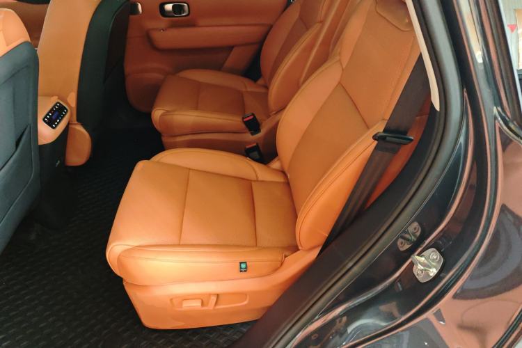 Used Leapmotor C16 2024 Range-Extended 200 Luxury Edition Left Rear Seat
