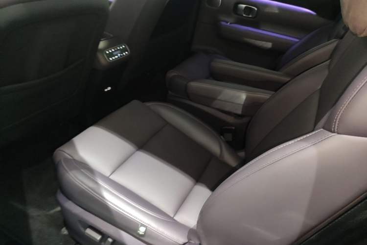 Used Leapmotor C16 2024 All-Electric 520 LiDAR Edition Left Rear Seat