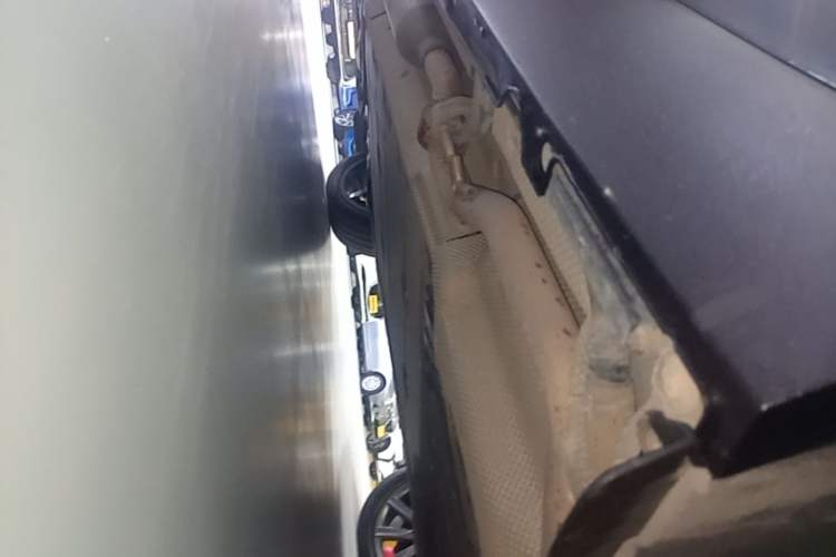 Used Leapmotor C16 2024 Range-Extended 200 Luxury Edition Left Side Sill