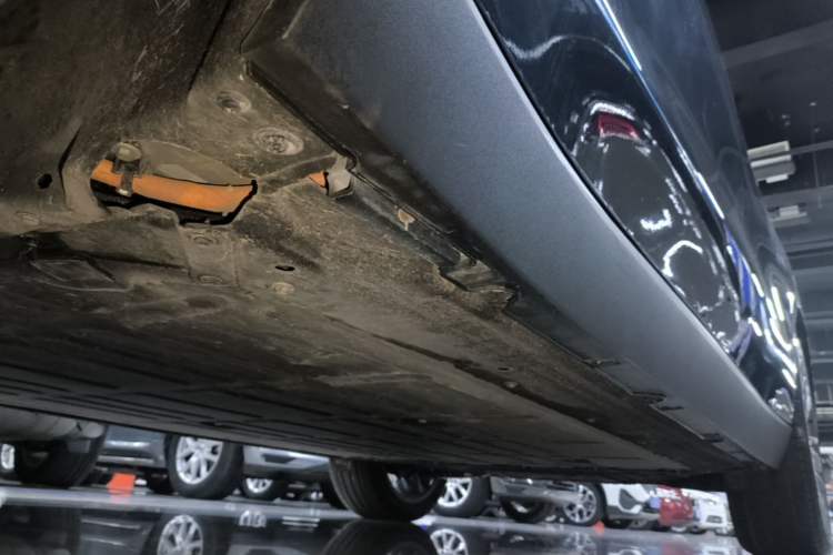 Used Leapmotor C16 2024 All-Electric 520 LiDAR Edition Left Side Sill