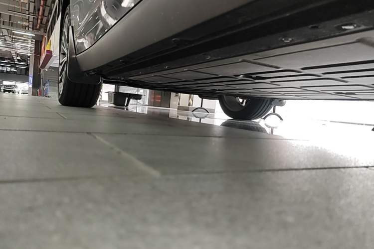 Used Leapmotor C16 2024 Pure Electric 520 Deluxe Edition Left Side Sill