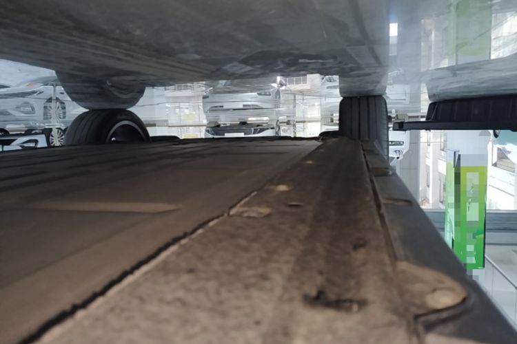 Used Leapmotor C16 2024 Pure Electric 520 Deluxe Edition Left Side Sill