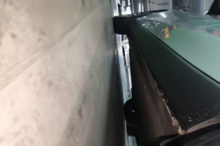 Used Leapmotor C16 2024 Pure Electric 520 Deluxe Edition Left Side Sill