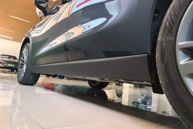 Used Leapmotor C16 2024 Range-Extended 200 Luxury Edition Left Side Sill