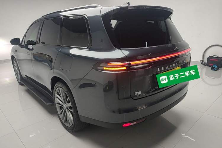 Used Leapmotor C16 2024 Range-Extended 200 Luxury Edition Rear Left 45 Deg
