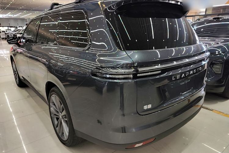 Used Leapmotor C16 2024 Range-Extended 200 Luxury Edition Rear Left 45 Deg