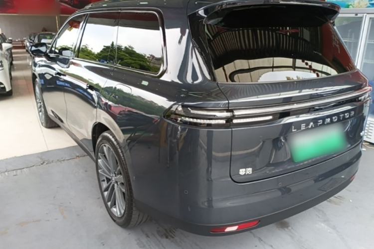 Used Leapmotor C16 2024 Range-Extended 200 Luxury Edition Rear Left 45 Deg