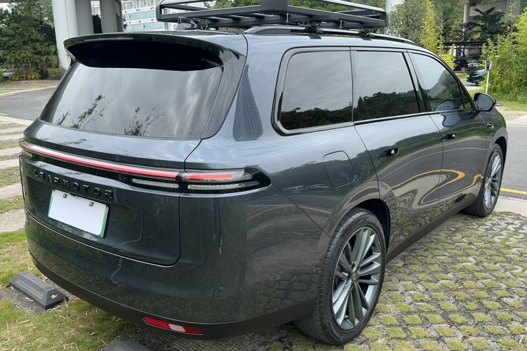 Used Leapmotor C16 2024 Range-Extended 200 Luxury Edition Rear Right 45 Deg