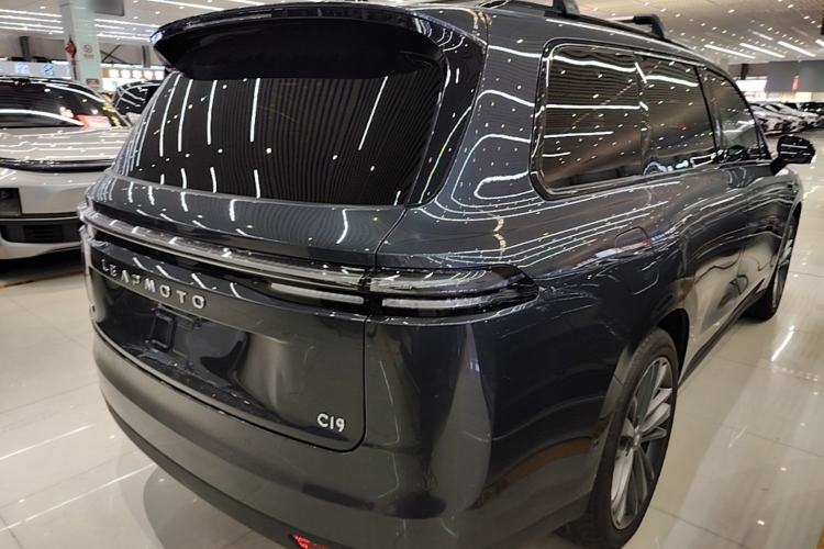 Used Leapmotor C16 2024 Range-Extended 200 Luxury Edition Rear Right 45 Deg