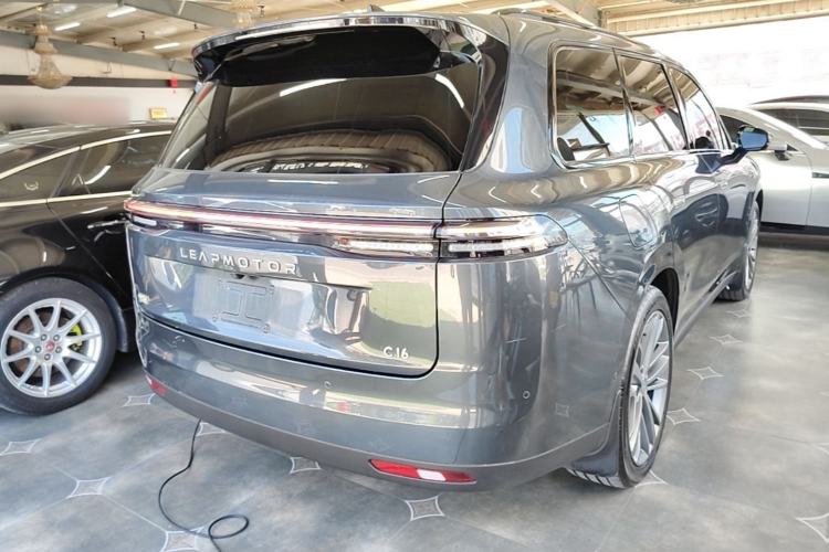 Used Leapmotor C16 2024 Range-Extended 200 Luxury Edition Rear Right 45 Deg
