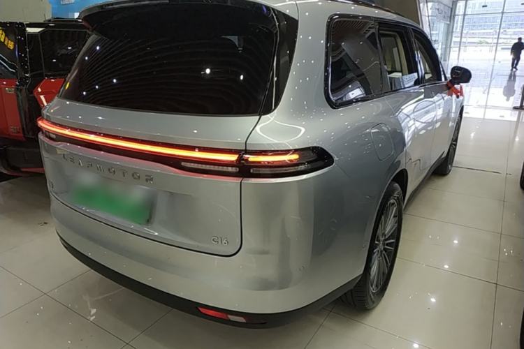Used Leapmotor C16 2024 Range-Extended 200 Luxury Edition Rear Right 45 Deg