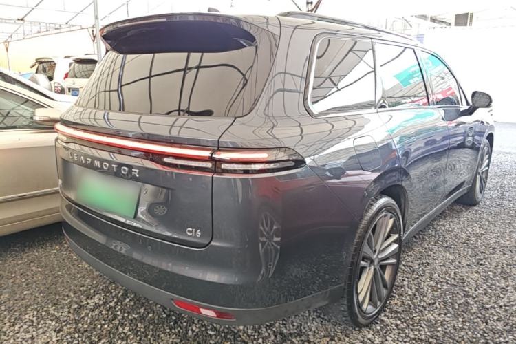 Used Leapmotor C16 2024 Range-Extended 200 Luxury Edition Rear Right 45 Deg