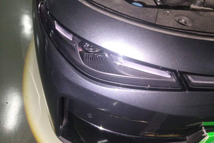 Used Leapmotor C16 2024 Range-Extended 200 Luxury Edition Right Front Headlight