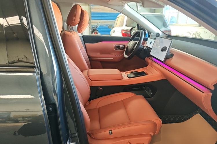 Used Leapmotor C16 2024 Range-Extended 200 Luxury Edition Right Front Seat