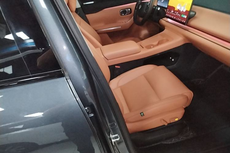 Used Leapmotor C16 2024 Pure Electric 520 Deluxe Edition Right Front Seat