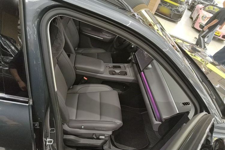 Used Leapmotor C16 2024 Range-Extended 200 Luxury Edition Right Front Seat