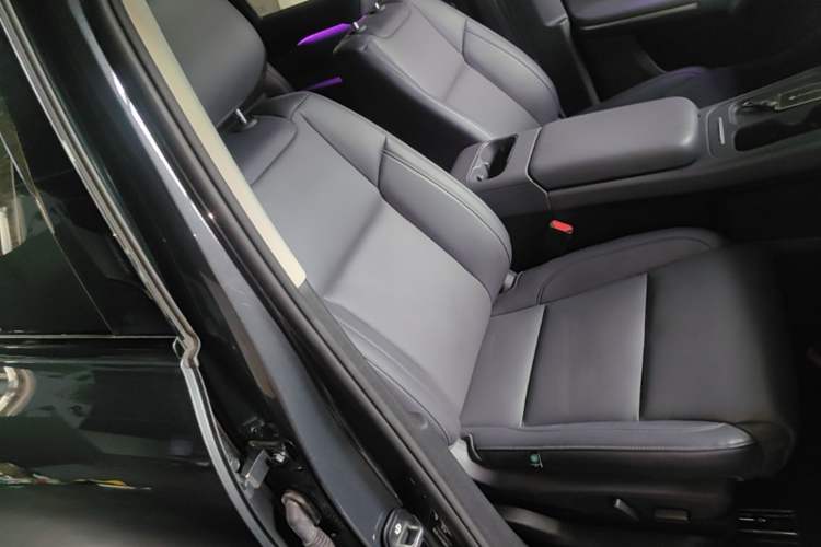 Used Leapmotor C16 2024 Pure Electric 520 Deluxe Edition Right Front Seat