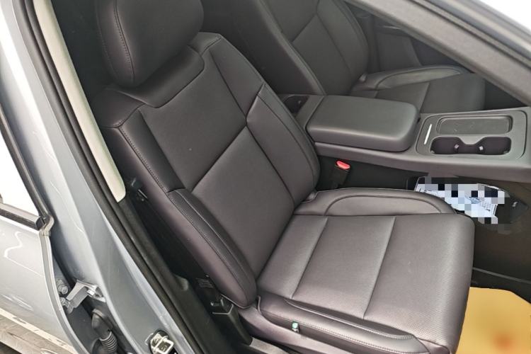 Used Leapmotor C16 2024 Range-Extended 200 Luxury Edition Right Front Seat