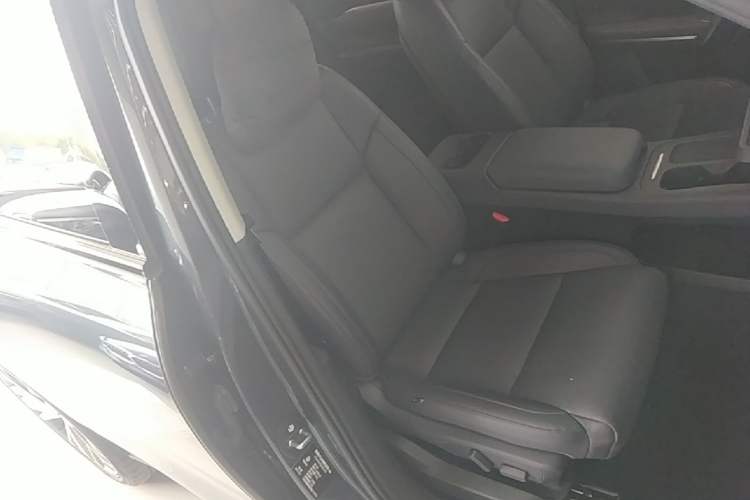 Used Leapmotor C16 2024 Pure Electric 520 Deluxe Edition Right Front Seat