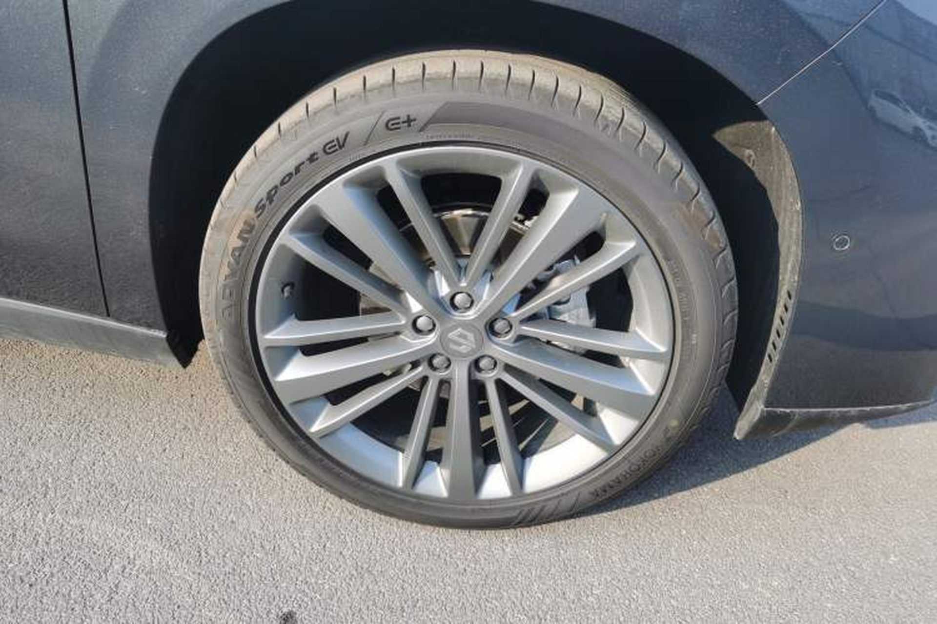 Used Leapmotor C16 2024 All-Electric 520 LiDAR Edition Right Front Wheel Hub